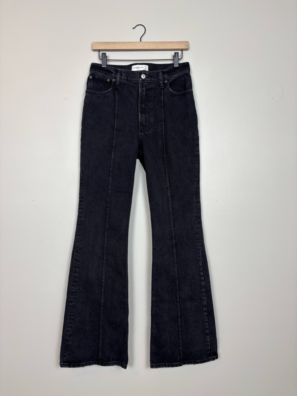 Abercrombie & Fitch Jeans Womens 27 High Rise Pintuck Flare Denim Washed Black